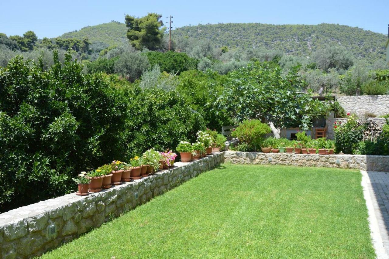 Spiti Portokali Apartment Epidaurus Luaran gambar